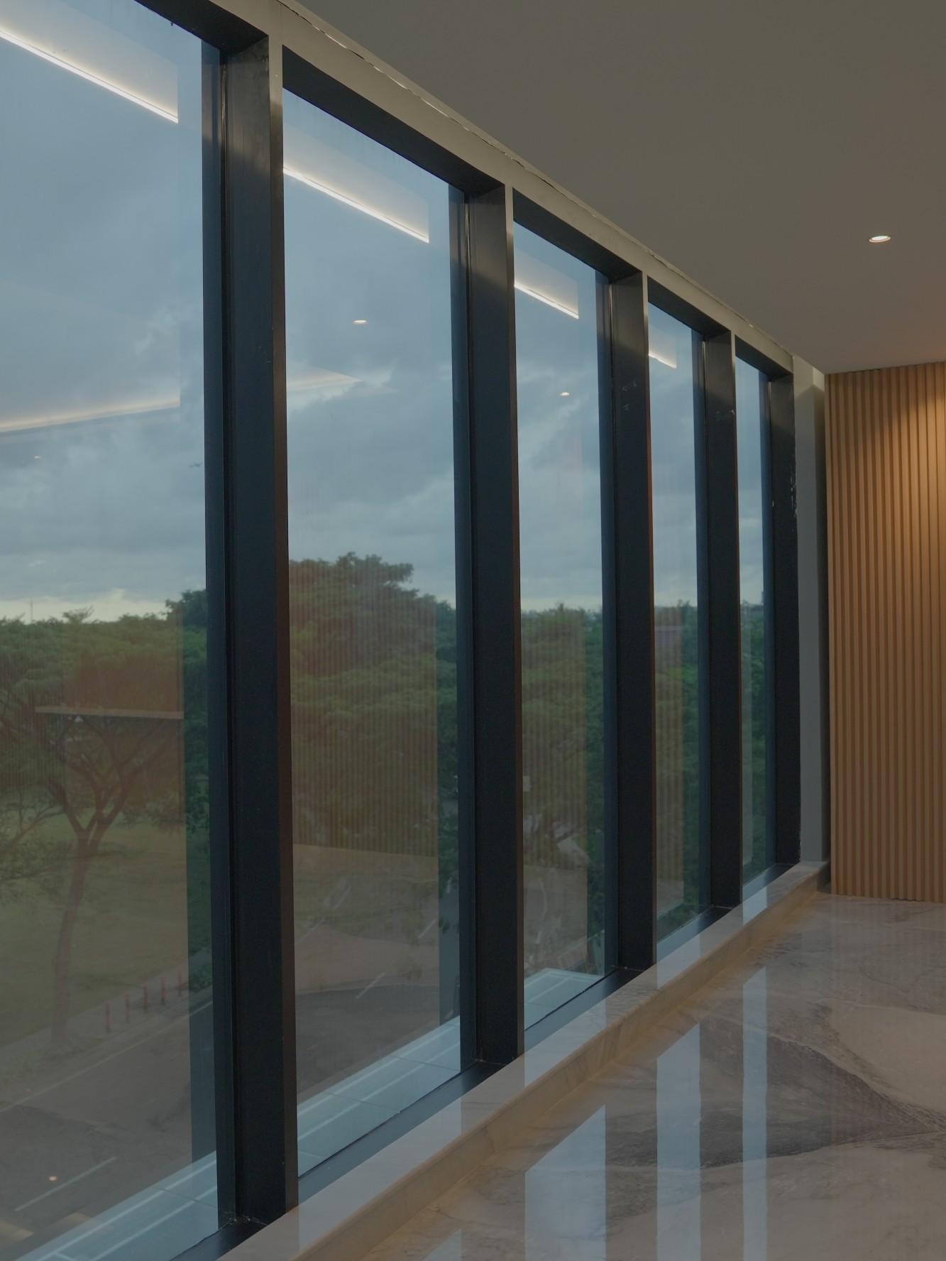 LLumar Security Film PS7